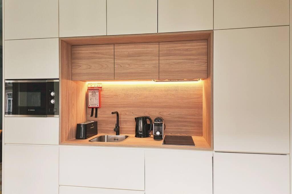 Design Award-winning In Ribeira Apartamento Oporto